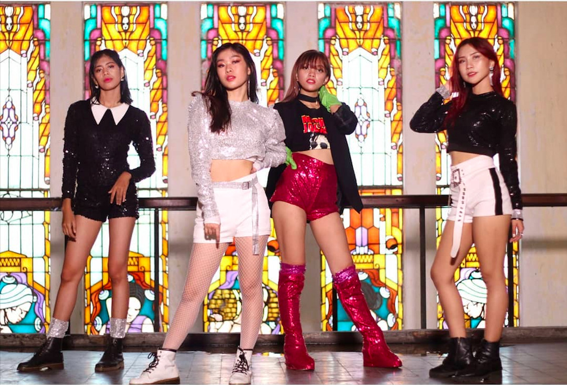Fashion dan Makeup Idola K-pop yang Jadi Inspirasi Penggemar