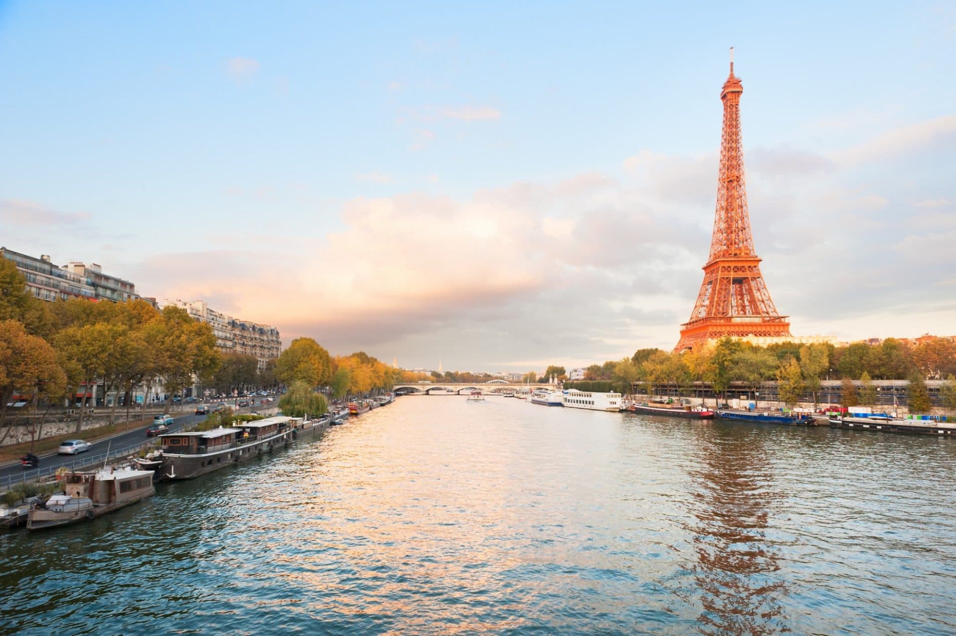 Paris: Mengapa Kota Cinta Tetap Jadi Destinasi Favorit Wisatawan